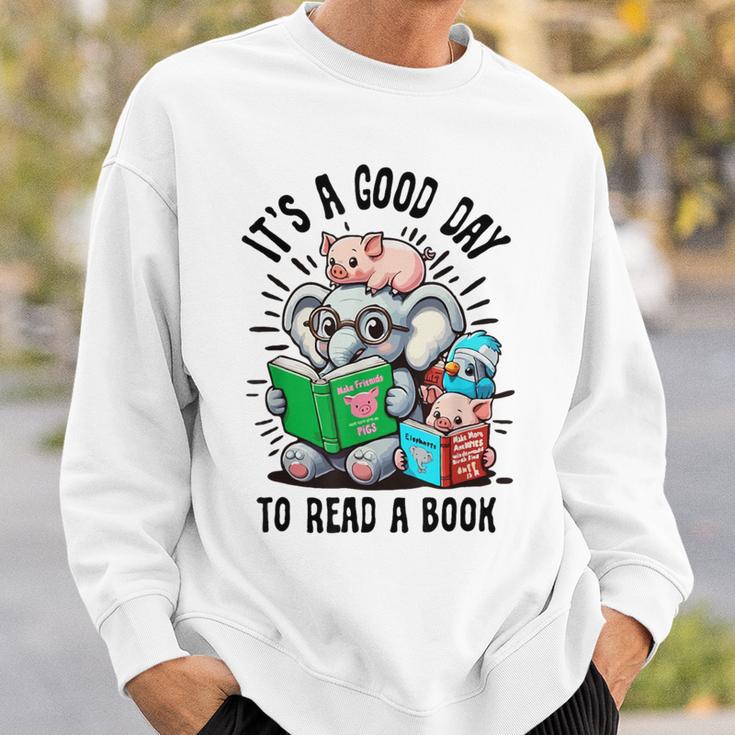 Its A Good Day To Read Book Lover Cute Pig And Elephant Sweatshirt Gifts for Him Its A Good Day To Read Book Lover Cute Pig And Elephant Sweatshirt Gifts for Him