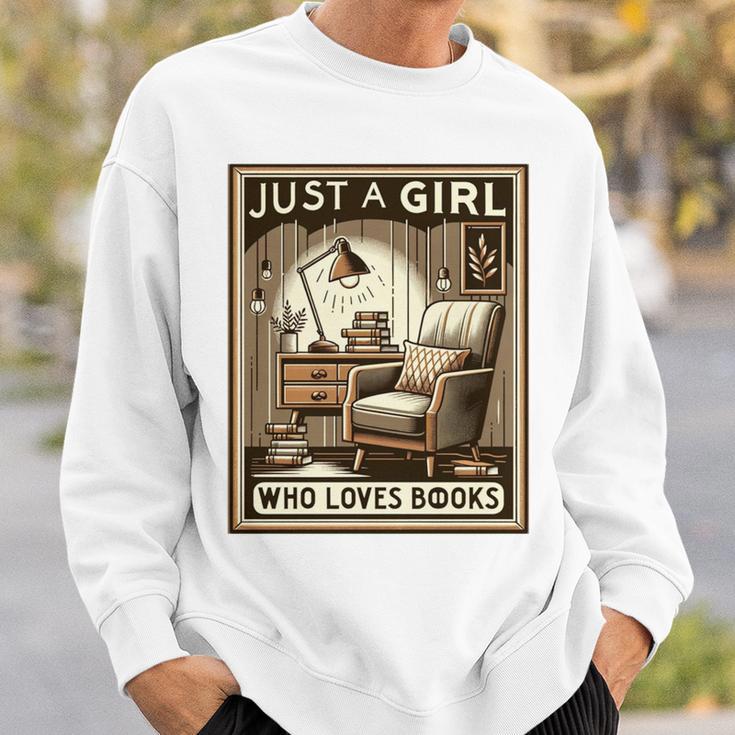 Vintage Just A Girl Who Loves Books Women Book Worm Reading Performance Sweatshirt Gifts for Him