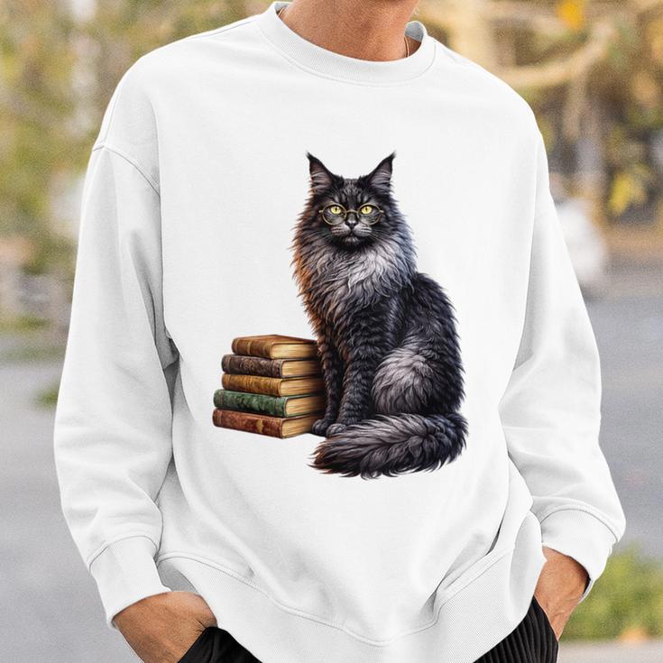 Women's Smokey Maine Coon Cat Book Lover Sweatshirt Gifts for Him Women's Smokey Maine Coon Cat Book Lover Sweatshirt Gifts for Him