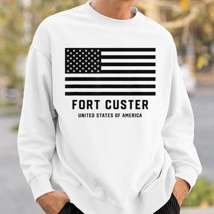 フォートカスター ミシガン州 アメリカ軍 アメリカ国旗 軍隊 スウェットシャツ 彼への贈り物