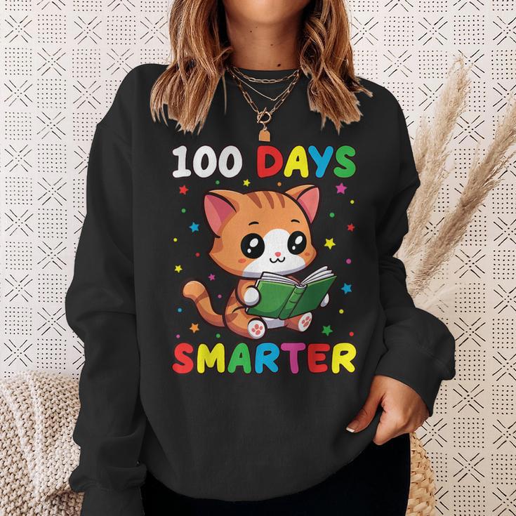 100 Days Smarter Happy Cute Cat Reading A Book Sweatshirt Gifts for Her