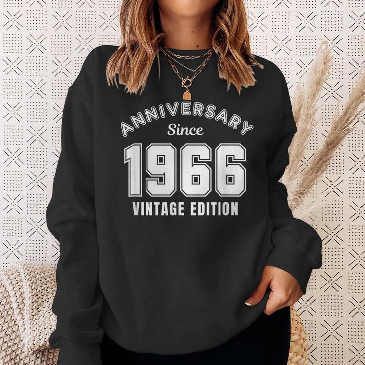 1966年記念 誕生日 還暦祝い 西暦1966年 昭和41年お祝い スウェットシャツ 彼女への贈り物