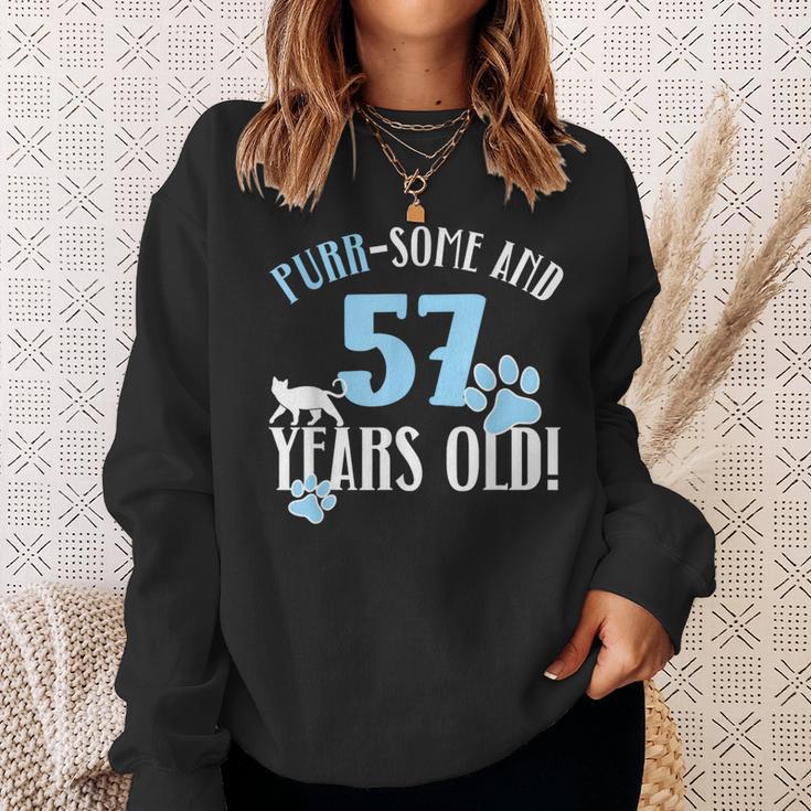 57歳の誕生日 57歳 猫 ママ 猫好き 誕生日 スウェットシャツ 彼女への贈り物