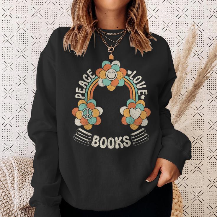 70s Groovy Rainbow Reading Outfit Hippie Peace Love Books Sweatshirt Gifts for Her 70s Groovy Rainbow Reading Outfit Hippie Peace Love Books Sweatshirt Gifts for Her