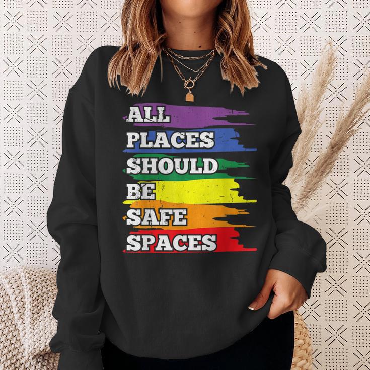 All Placeshould Beafepaces ゲイプライド 同盟国 Lgbtq Month スウェットシャツ 彼女への贈り物