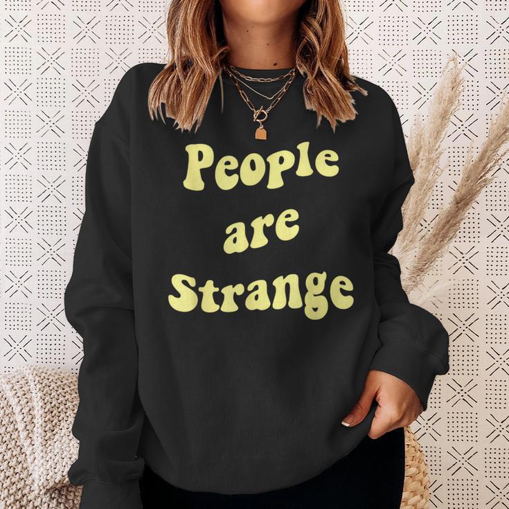 Awesome People Aretrangeong 歌詞にインスパイアされた スウェットシャツ 彼女への贈り物