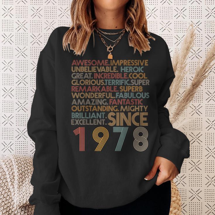 Awesomeince 1978 46Th Birthday Born In 1978 46 Years Old スウェットシャツ 彼女への贈り物