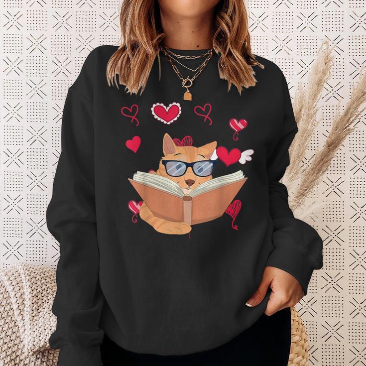 Book Nerd Heart Library Cat Bookworm Animal Pet Book Reading Sweatshirt Gifts for Her