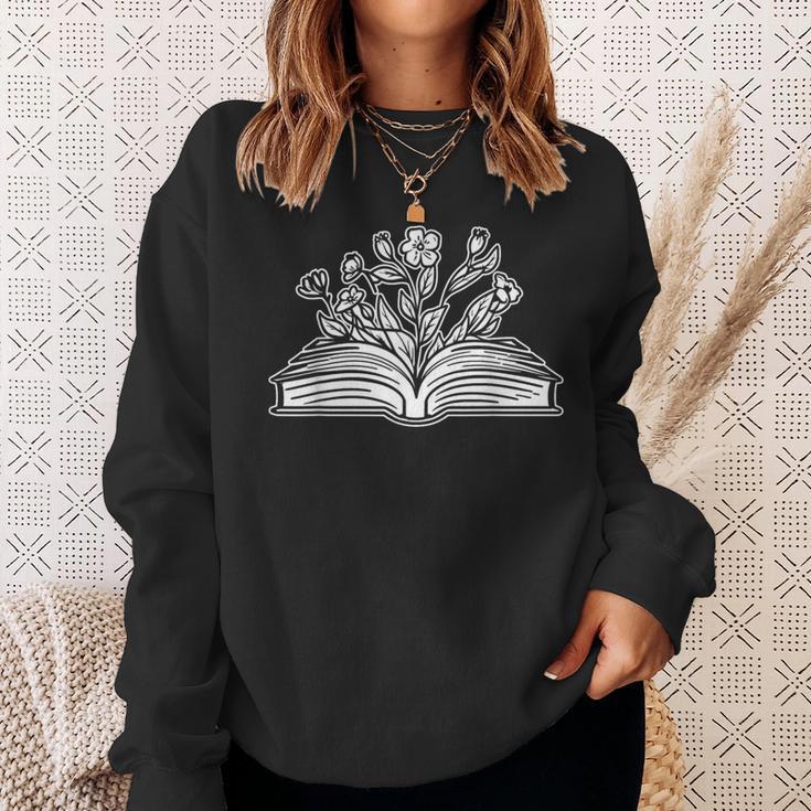 Books Flowers Library Bibliophile Literature Novel Bookworm Sweatshirt Gifts for Her Books Flowers Library Bibliophile Literature Novel Bookworm Sweatshirt Gifts for Her