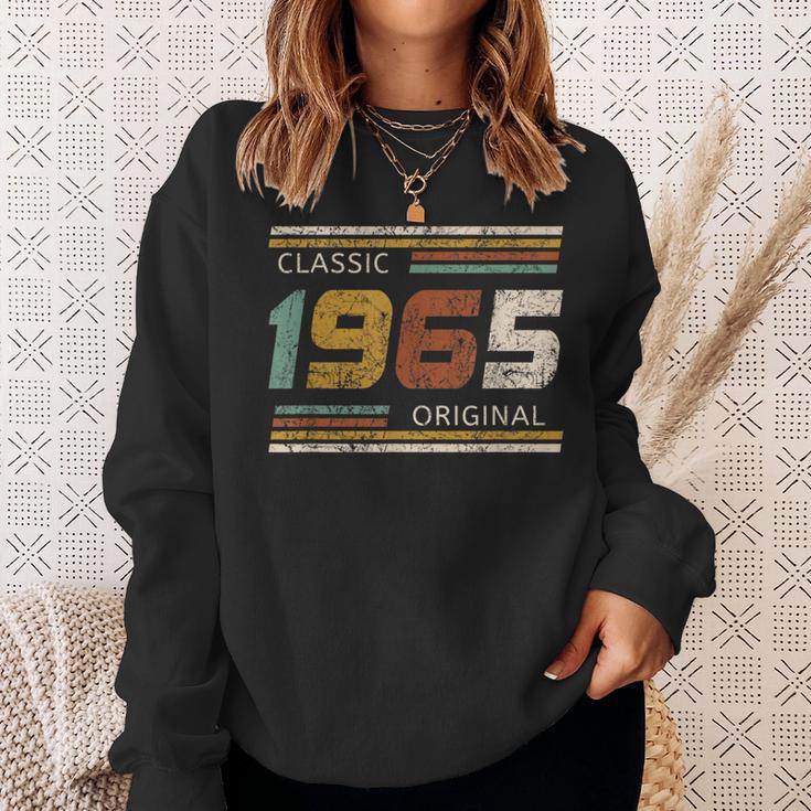 Classic 1965 Original 60 Year Old 60Th Birthday スウェットシャツ 彼女への贈り物