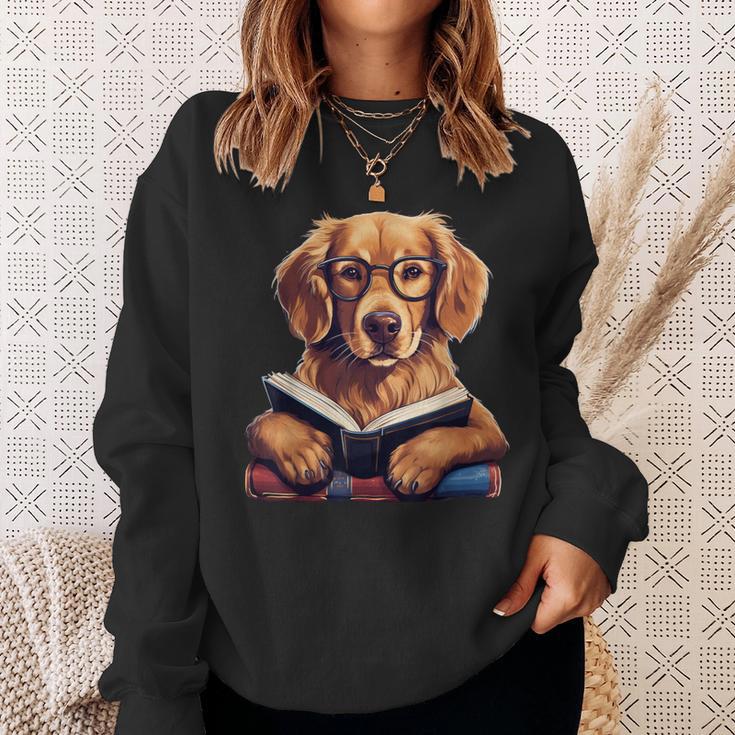 Cute Dog Golden Retriever Reading Book Sweatshirt Gifts for Her Cute Dog Golden Retriever Reading Book Sweatshirt Gifts for Her