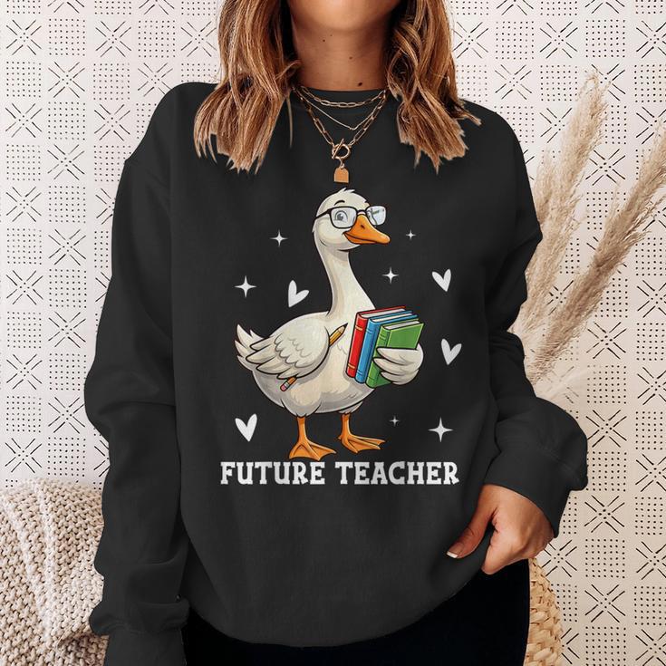 Cute Goose I Love Future Teacher Reading Books Sweatshirt Gifts for Her