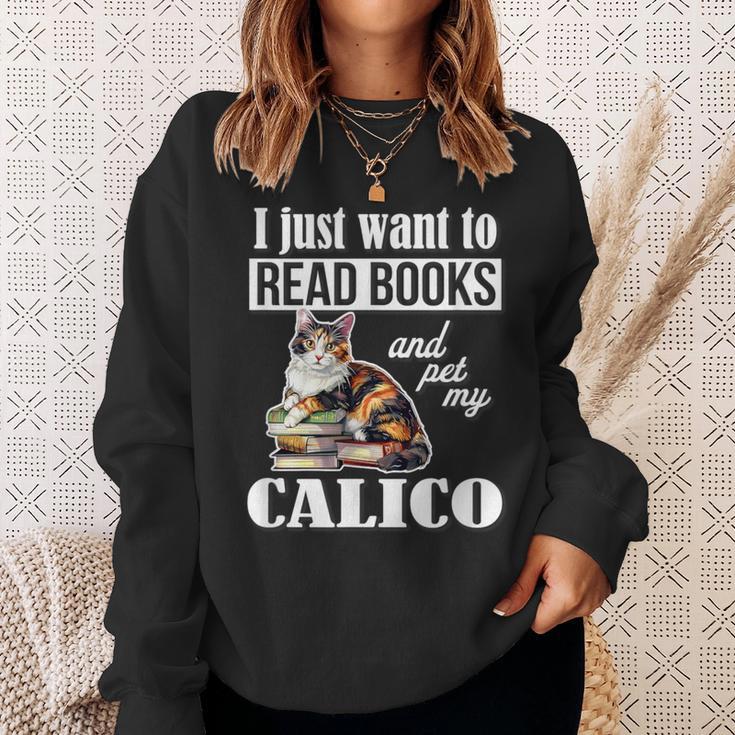 Cute Read Books Calico Cat Lover For Men Women Girls Kids Sweatshirt Gifts for Her Cute Read Books Calico Cat Lover For Men Women Girls Kids Sweatshirt Gifts for Her