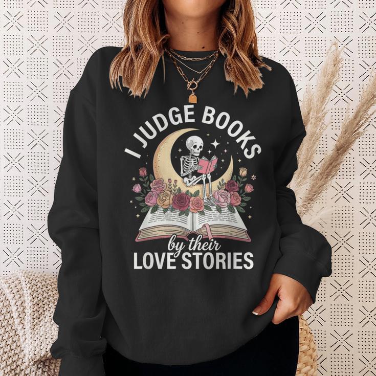 Dark Romance Reader Women Judge Books By Their Love Stories Sweatshirt Gifts for Her