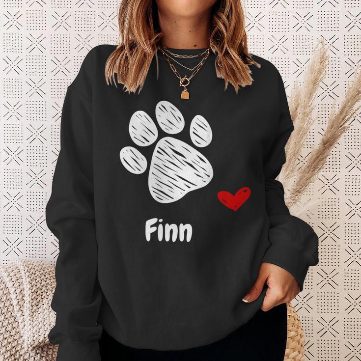 Finn Dog Paw Best Puppy Dog Finn Dog Lover スウェットシャツ 彼女への贈り物