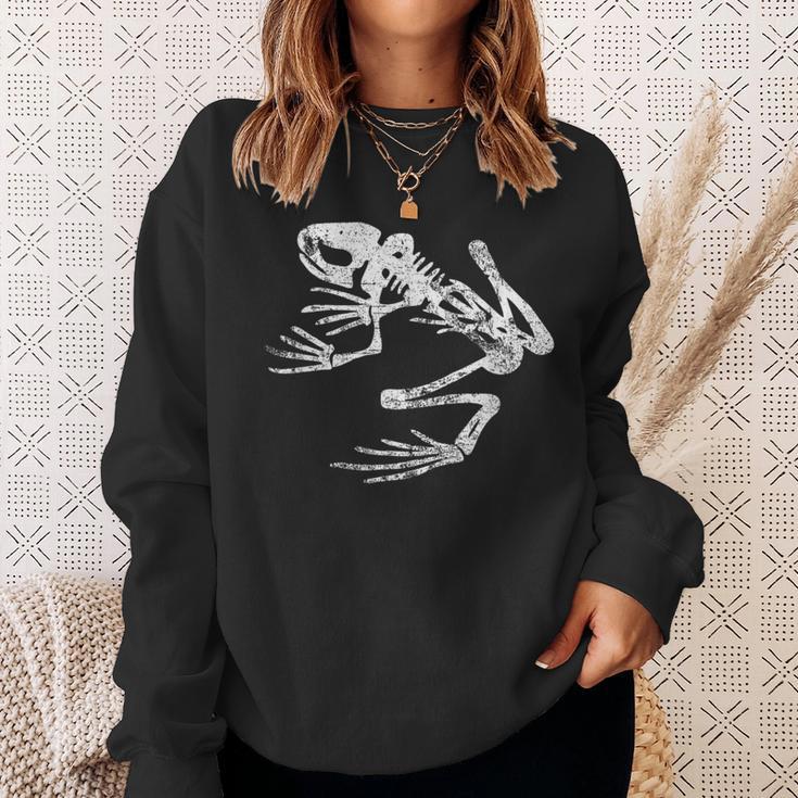 Frogman Bonefrog アンティーク調ホワイトプリント スウェットシャツ 彼女への贈り物
