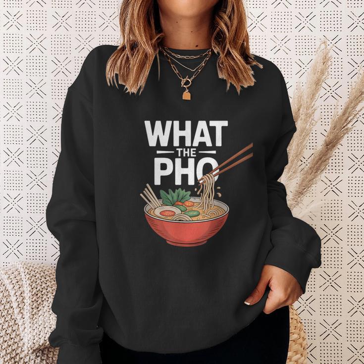 What The Pho こぼれる麺のユーモア スウェットシャツ 彼女への贈り物
