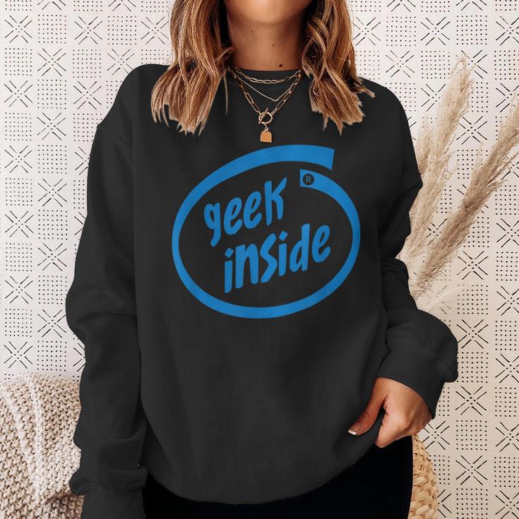 Geek Inside Eccentric Intellectual Tech スウェットシャツ 彼女への贈り物