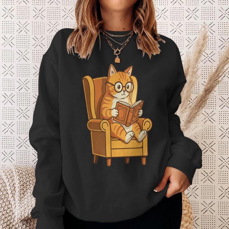 Ginger Tabby Cat Reading Book Glasses Retro Illustration Sweatshirt Gifts for Her Ginger Tabby Cat Reading Book Glasses Retro Illustration Sweatshirt Gifts for Her