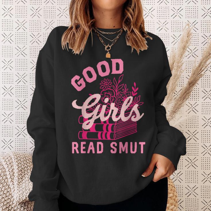 Good Girls Read Dirty Books Smutt Book Lover Women Spicy Sweatshirt Gifts for Her