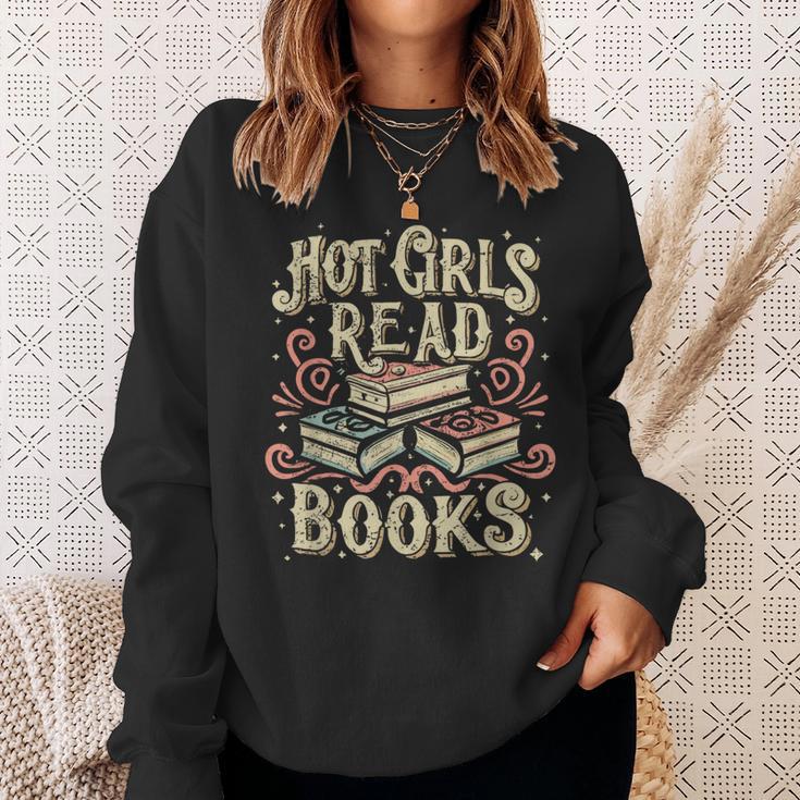 Hot Girls Read Books Reading Bookworm Sweatshirt Gifts for Her Hot Girls Read Books Reading Bookworm Sweatshirt Gifts for Her