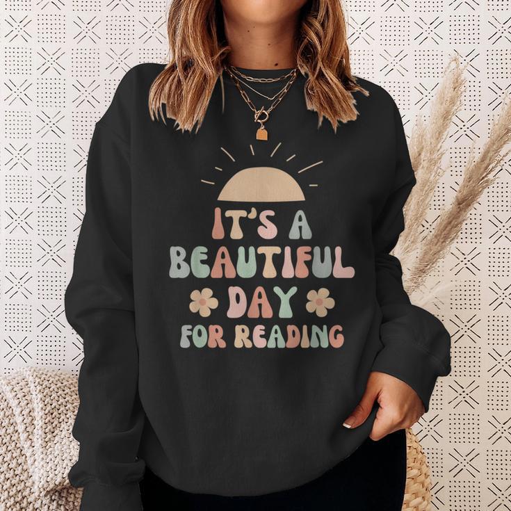 Its a Beautiful Day For Reading Book Lover Reader Bookworm Sweatshirt Gifts for Her Its a Beautiful Day For Reading Book Lover Reader Bookworm Sweatshirt Gifts for Her