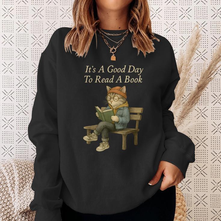 It’s A Good Day To Read A Book – Reading Cat Sweatshirt Gifts for Her