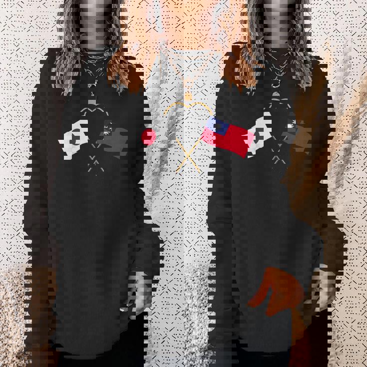 Japanese Flag Taiwanese Flag 台湾の遺産 台湾のルーツ 日本の国旗 台湾の国旗 スウェットシャツ 彼女への贈り物