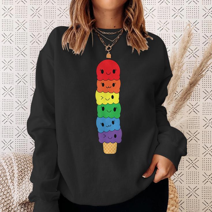 Kawaii Gay アイスクリーム Lgbt プライド レインボー プライド 月間 スウェットシャツ 彼女への贈り物