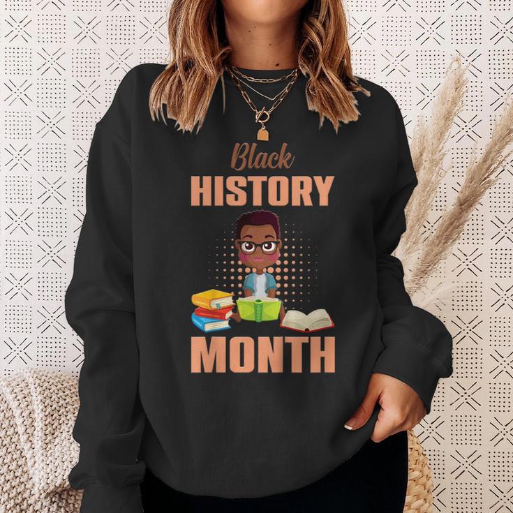 Kids Boy Reading Book History Month BLM Melanin Pride Kids Sweatshirt Gifts for Her