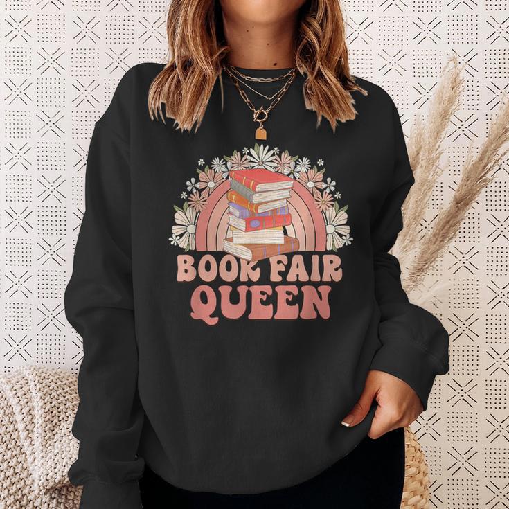 Library Book Fair Queen Vibe Groovy Retro School Reading Sweatshirt Gifts for Her