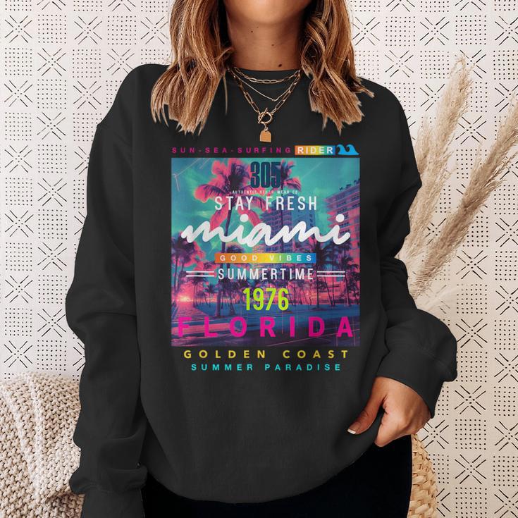 I Love Miami & Miami Loves Me Cool Miami Illustration スウェットシャツ 彼女への贈り物