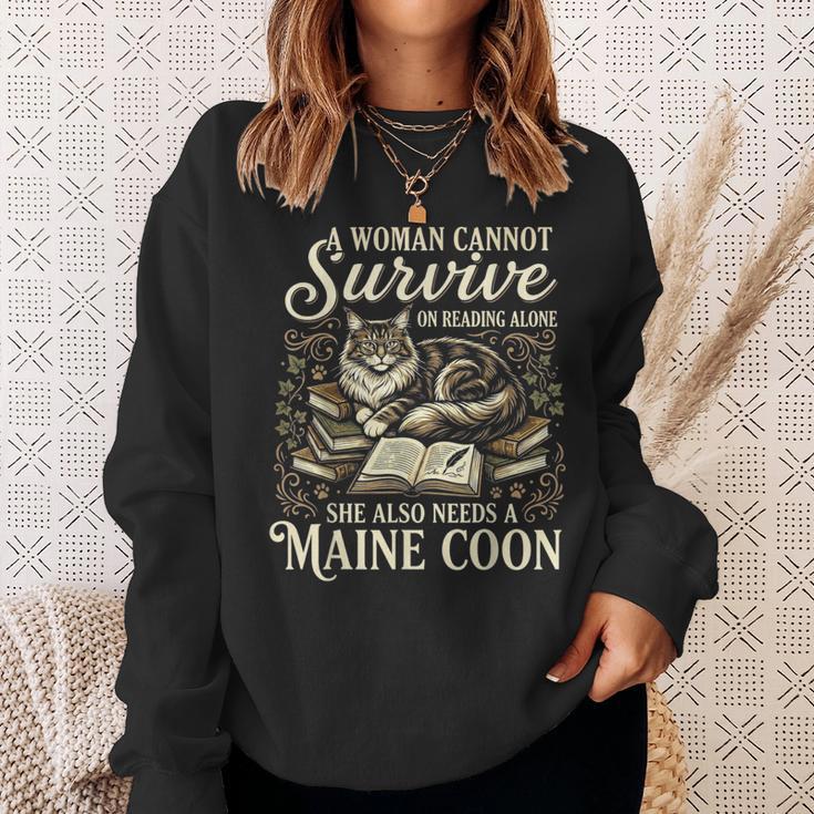 Maine Coon Mom Book Lover Reading Cat Bookworm Sweatshirt Gifts for Her