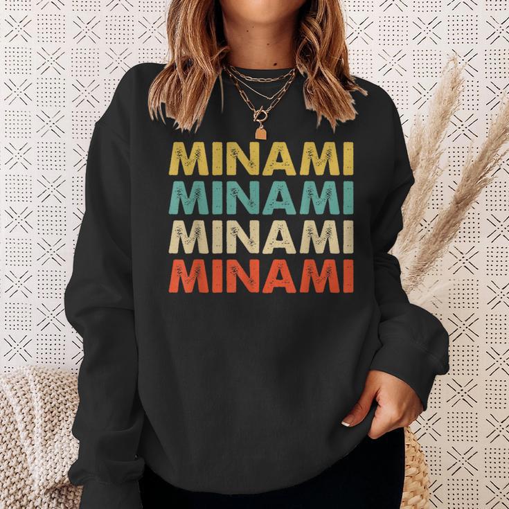 Minami 南 スウェットシャツ 彼女への贈り物