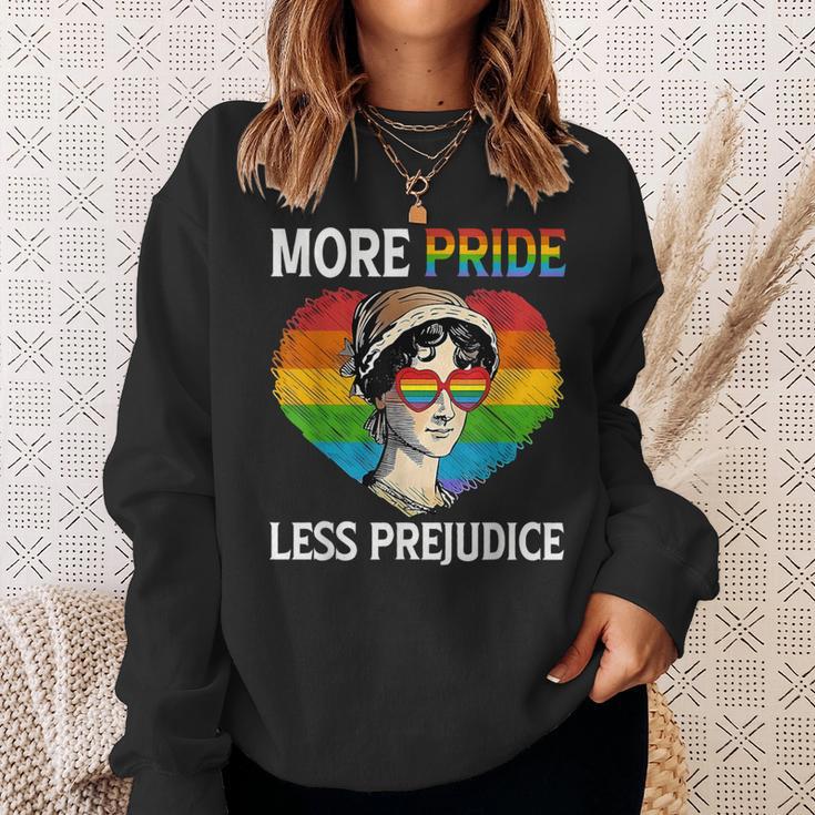 More Pride Less Prejudice Pride Month Lgbtq ゲイ レズビアン スウェットシャツ 彼女への贈り物