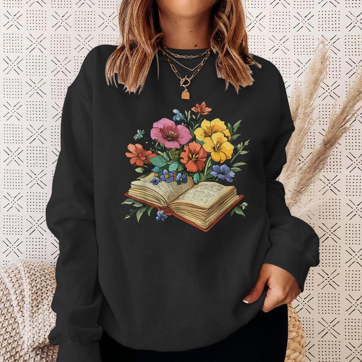 Open Book With Wildflowers Vintage Botanical Reading Sweatshirt Gifts for Her Open Book With Wildflowers Vintage Botanical Reading Sweatshirt Gifts for Her
