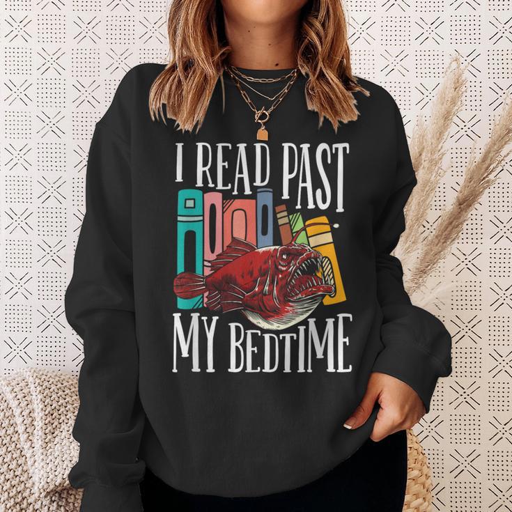 I Read Past My Bedtime Bookworm Book Lovers Sweatshirt Gifts for Her I Read Past My Bedtime Bookworm Book Lovers Sweatshirt Gifts for Her