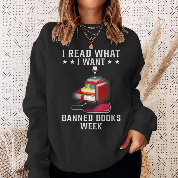 I Read What I Want Banned Books Bookworm Nerd Lover Sweatshirt Gifts for Her
