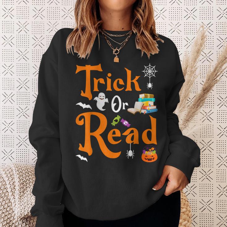 Trick Or Read Halloween Books Reading Lover Reader Sweatshirt Gifts for Her