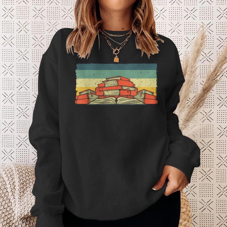 Vintage Reading For Avid Reader Men Women Book Lover Sweatshirt Gifts for Her
