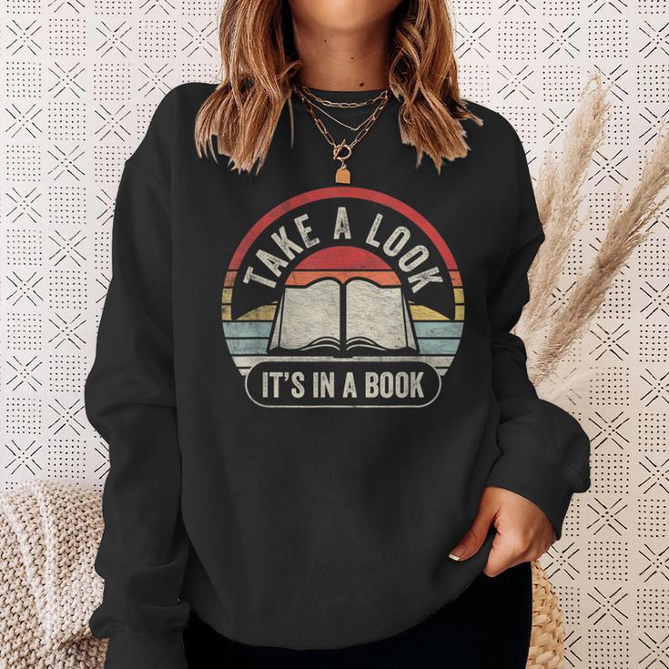 Vintage Retro Take A Look It's In A Book Bookworm Reading Sweatshirt Gifts for Her Vintage Retro Take A Look It's In A Book Bookworm Reading Sweatshirt Gifts for Her