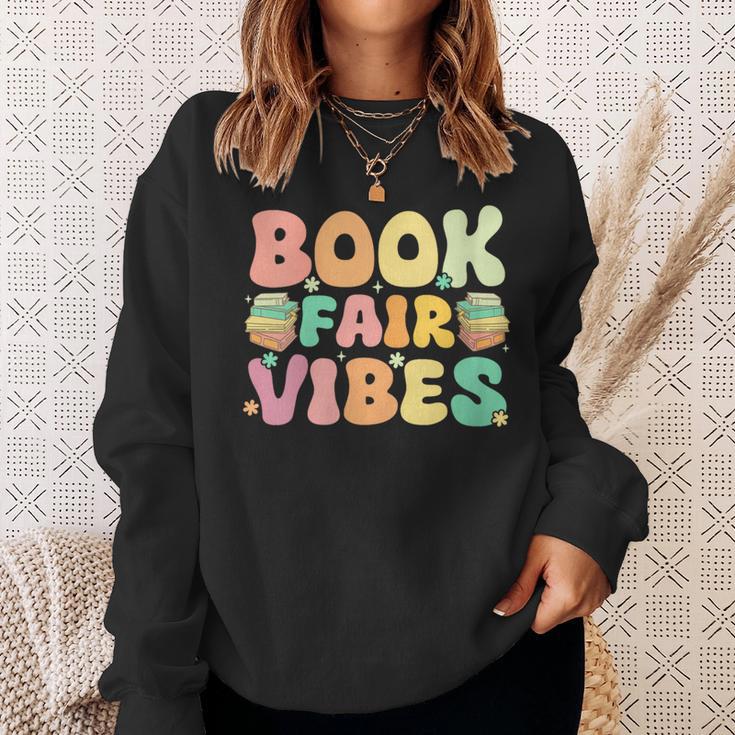 Women's Library Book Fair Vibe Groovy Retro School Reading Nostalgic Sweatshirt Gifts for Her Women's Library Book Fair Vibe Groovy Retro School Reading Nostalgic Sweatshirt Gifts for Her
