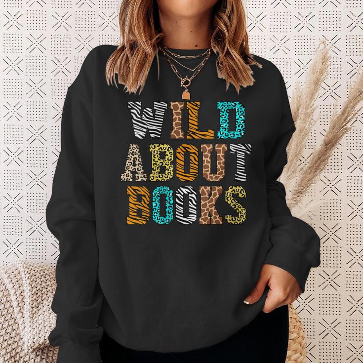 Women's Wild About Books Reading Animal Book Lover Teacher Sweatshirt Gifts for Her