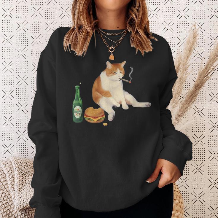 おもしろ猫 喫煙 ジョイント ビール タバコ キティ Gen Z ミーム スウェットシャツ 彼女への贈り物