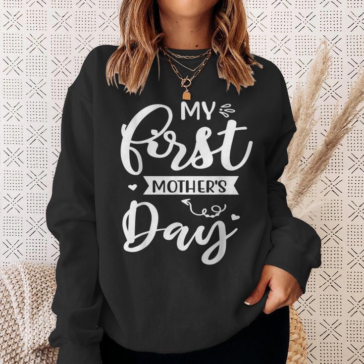 はじめての母の日 ママのために ハッピー・マザーズ・デイ スウェットシャツ 彼女への贈り物
