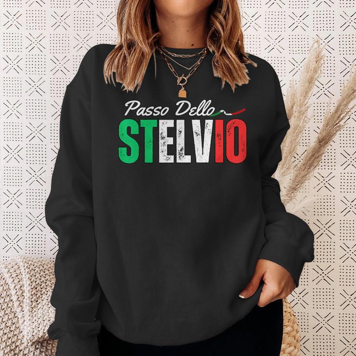 イタリア山アルプス旅行 パッソ・デッロ・ステルヴィオ メンズ レディース スウェットシャツ 彼女への贈り物