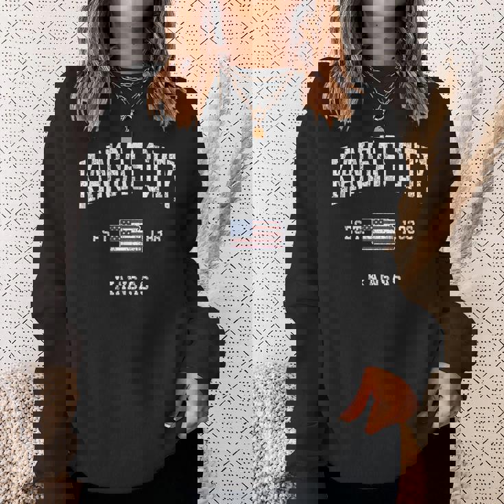 カンザスシティカンザスks ヴィンテージ アメリカ国旗 スポーツデザイン スウェットシャツ 彼女への贈り物