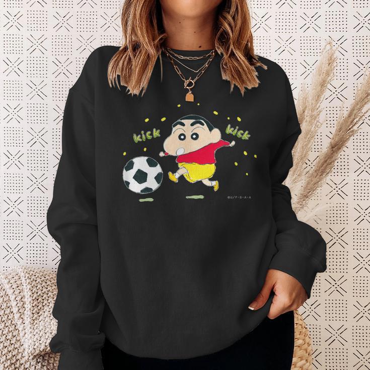 クレヨンしんちゃん しんちゃんとサッカー スウェットシャツ 彼女への贈り物