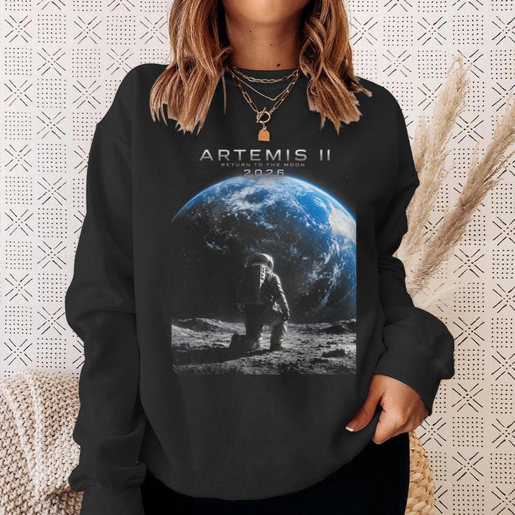 ミッション・トゥ・ザ・ムーン 宇宙飛行士アルテミス 2026 ロケットアルテミス2 スウェットシャツ 彼女への贈り物