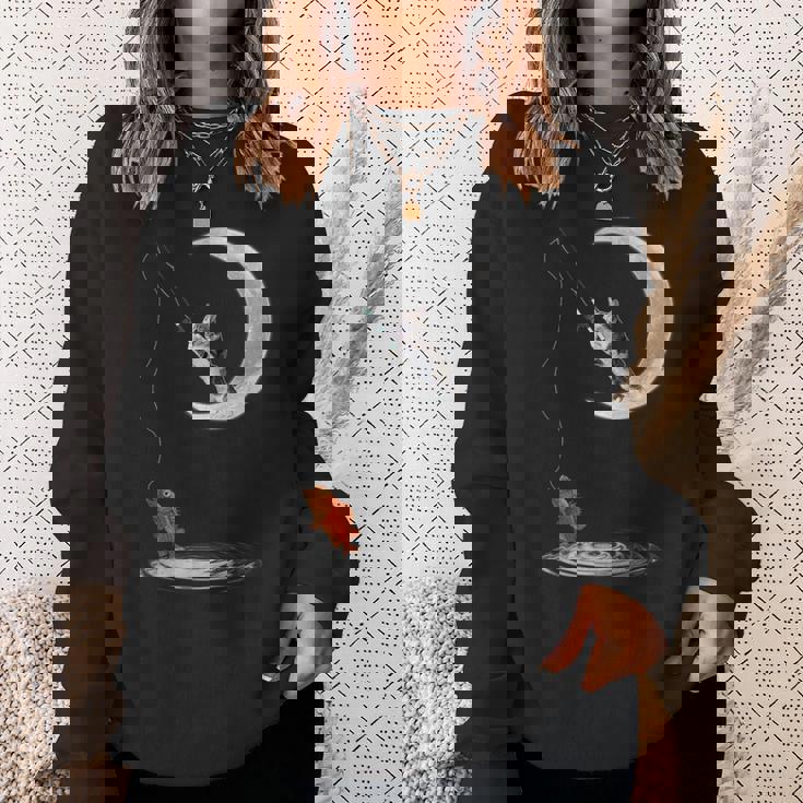 三日月で釣りをする猫 面白い猫愛好家 フィッシャー スウェットシャツ 彼女への贈り物